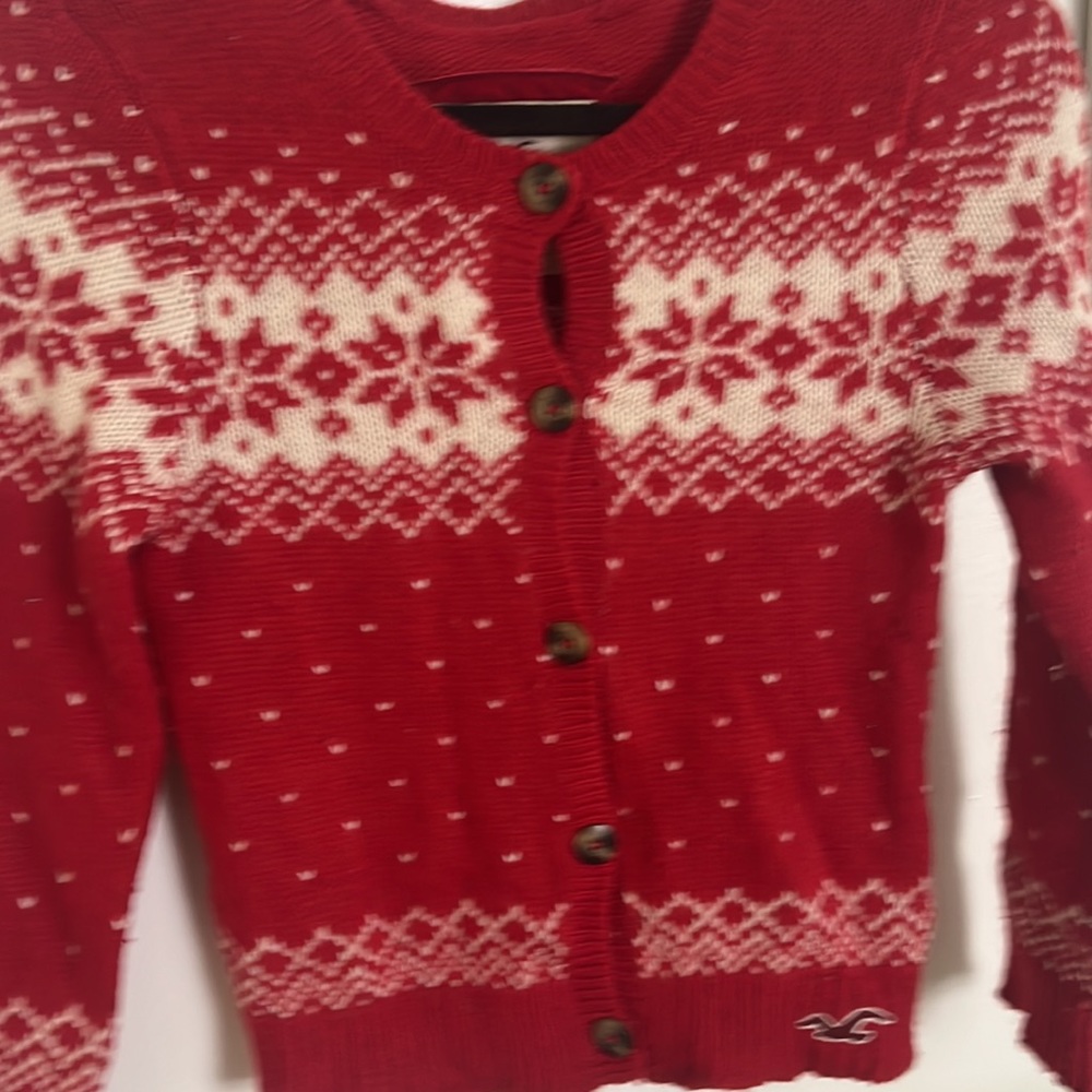 Hollister - Picture 3 of 4